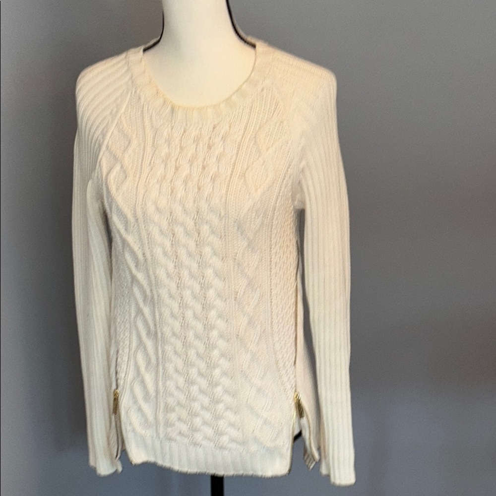 Michael Kors Size Small Cream Cable Knit Crew Neck Sweater